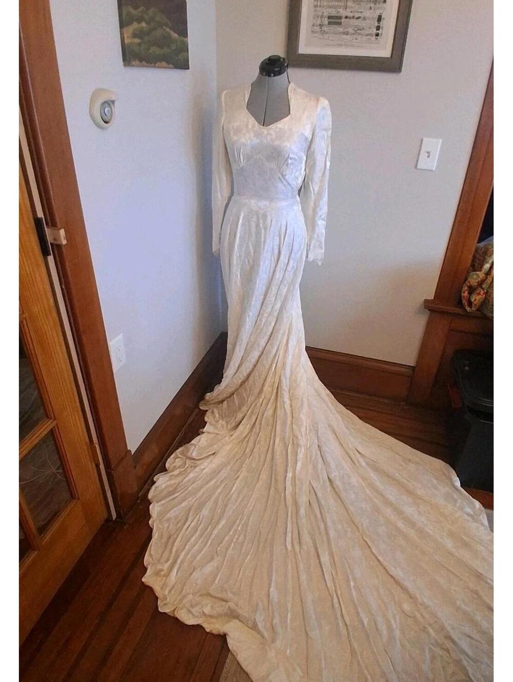 Vintage 1940s Wedding Dress, Old Hollywood Floral Silk Dress W Train Size S